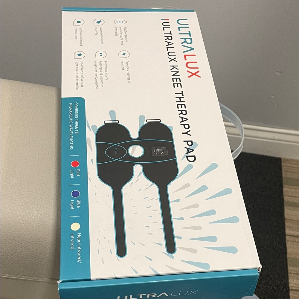 UltraLux Knee Therapy Pad